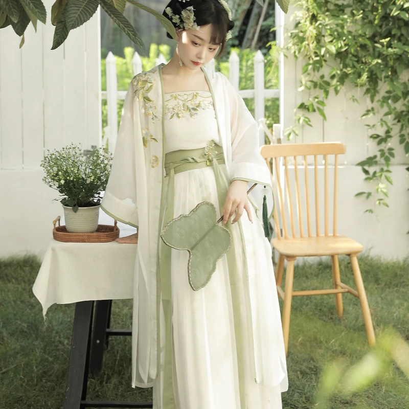Summer-Ladies-Elegant-Hanfu-Daily-Style-Song-Dynasty-Dress-3 Summer Ladies Elegant Hanfu Daily Style Song Dynasty Dress