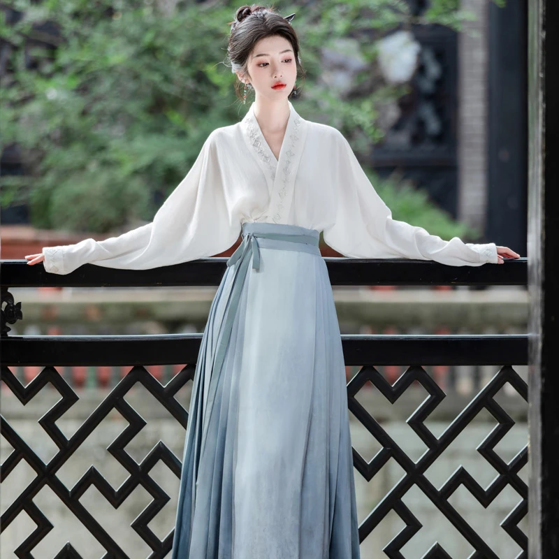 Women-Casual-Hanfu-Suit-Blue-Mamian-Skirt-Daily-Style-3 Women Casual Hanfu Suit Blue Mamian Skirt Daily Style