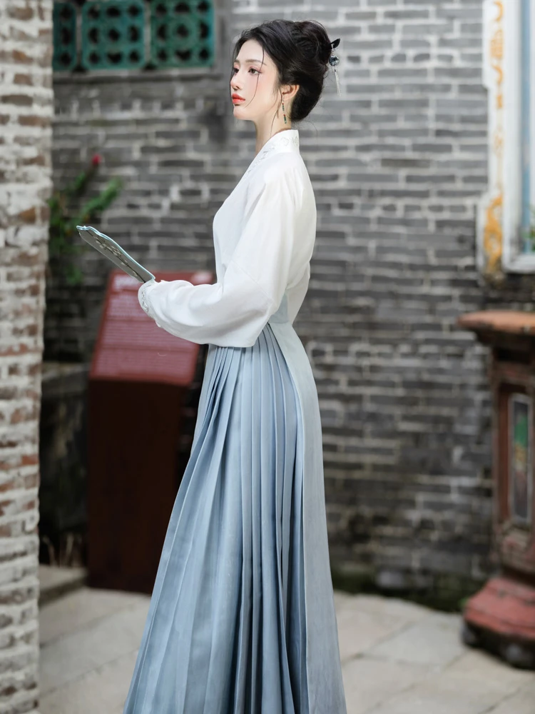 Women Casual Hanfu Suit Blue Mamian Skirt Daily Style