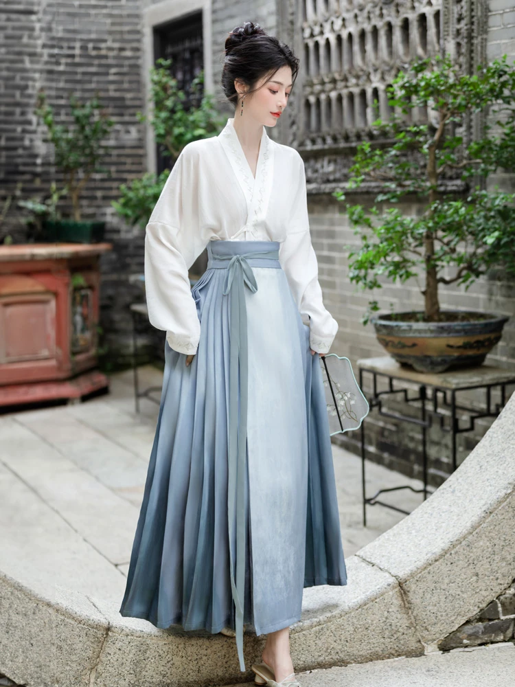 Women Casual Hanfu Suit Blue Mamian Skirt Daily Style