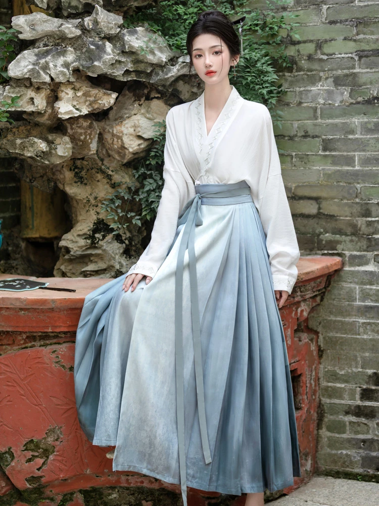 Women Casual Hanfu Suit Blue Mamian Skirt Daily Style