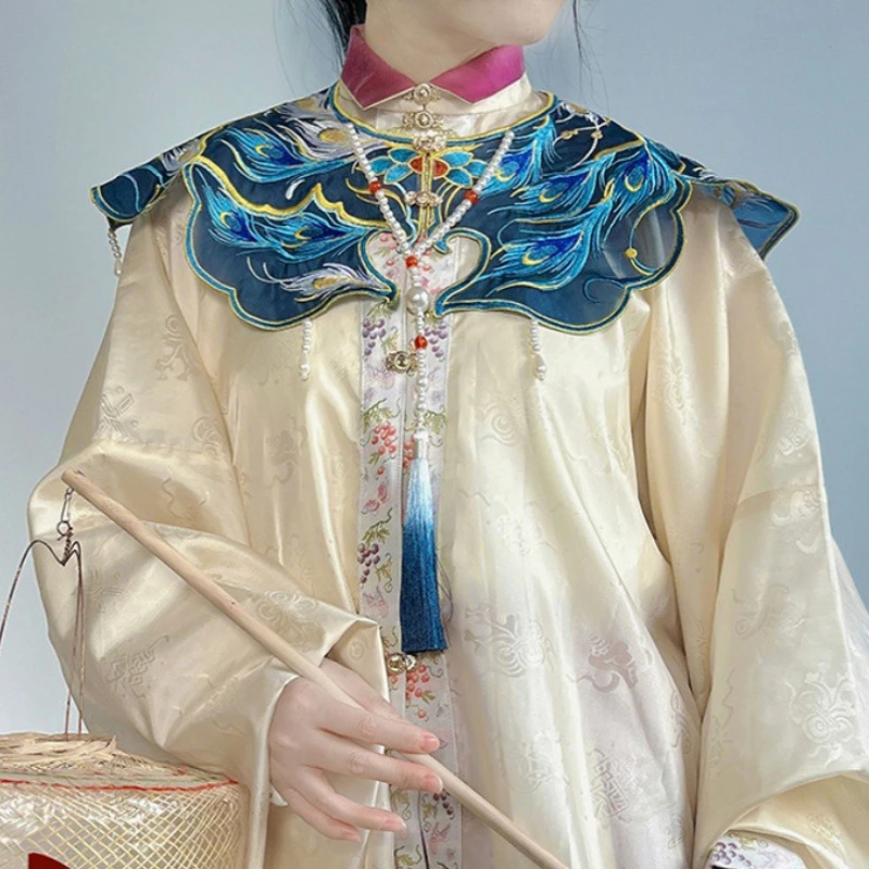 Cloud-Shoulder-Ming-Style-Embroidery-Peacock-Handmade-Hanfu-Yunjian-Accessories-2 Cloud Shoulder Ming Style Embroidery Peacock Handmade Hanfu Yunjian Accessories