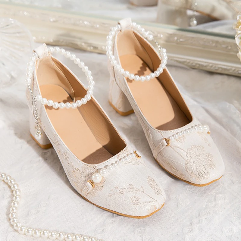 New-Cheongsam-Low-Heeled-Shoes-Vintage-Elegant-Women's-Shoes-1 New Cheongsam Low Heeled Shoes Vintage Elegant Women's Shoes