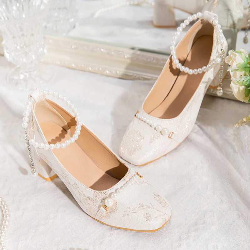 New-Cheongsam-Low-Heeled-Shoes-Vintage-Elegant-Women's-Shoes-3 New Cheongsam Low Heeled Shoes Vintage Elegant Women's Shoes