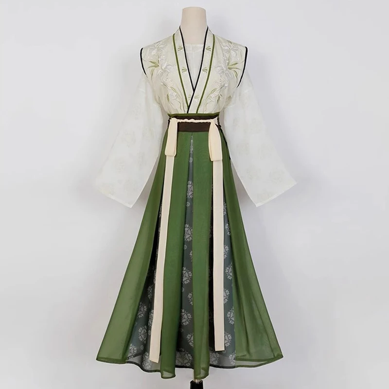 Tang-Dynasty-Hanfu-Women's-Qiyao-Ruqun-Set-Daily-Green-Vintage-Dress-4 Tang Dynasty Hanfu Women's Qiyao Ruqun Set Daily Green Vintage Dress