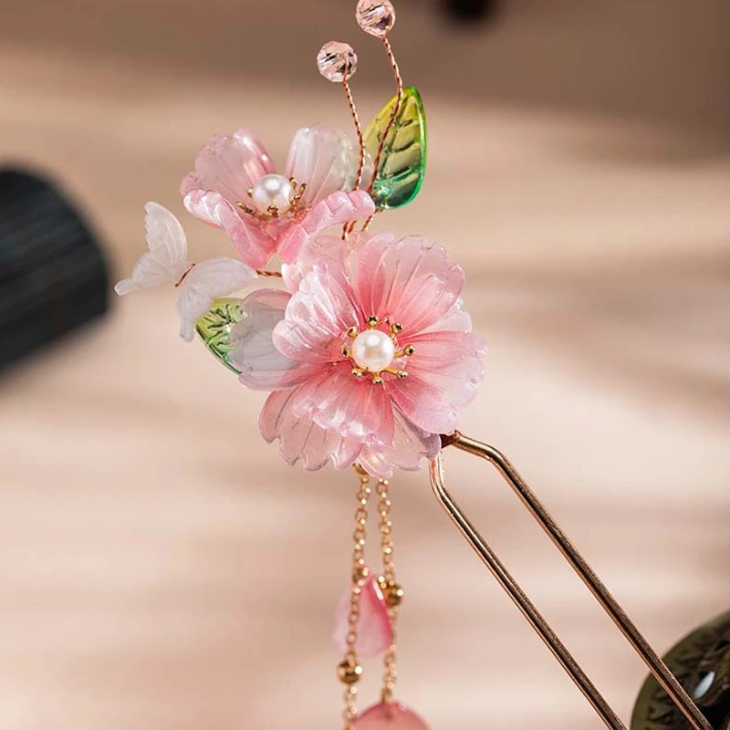 Hanfu-Hairpin-Ladies-Pink-Tassel-Buyao-Cheongsam-Headpiece-1 Peach Radiance