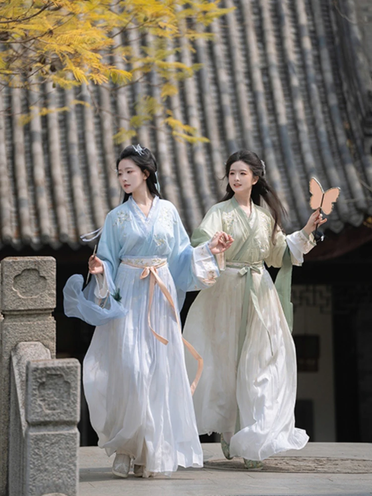 Wei Jin Women Embroidered Qiyao Hanfu Daily Style