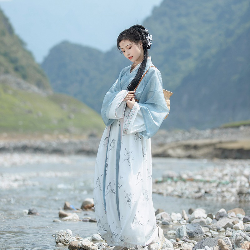 Women's-Qiyao-Ruqun-Jin-Dynasty-Spring-Skirt-1 Women's Qiyao Ruqun Jin Dynasty Spring Skirt