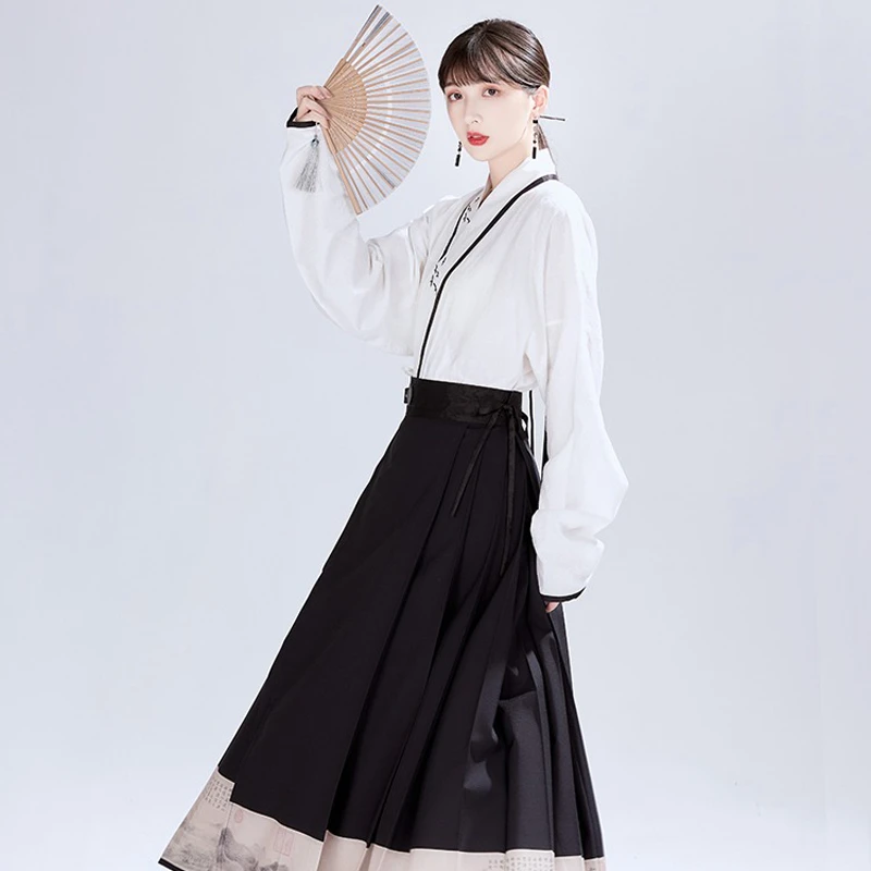 Fashion-Autumn-Hanfu-Ladies-Ming-Dynasty-Ma-Mian-Skirt-1 Timeless Elegance