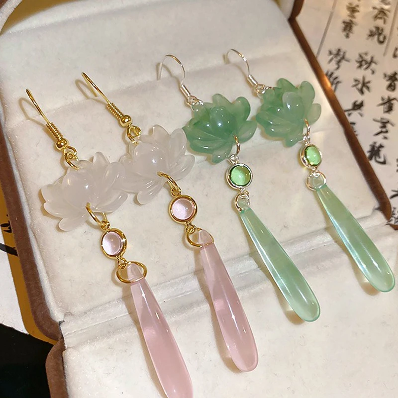 Lotus-Ear-Hooks-Chinese-Style-Classical-Resin-Earrings-Cheongsam-Accessories-2 Lotus Ear Hooks Chinese Style Classical Resin Earrings Cheongsam Accessories