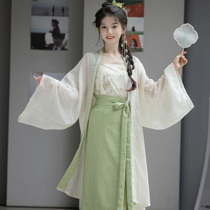 Song-Dynasty-Hanfu-Ladies-Autumn-Green-Dress-1 Ming Dynasty Round Neck Long Shirt Ma Mian Skirt Modern Daily Wear