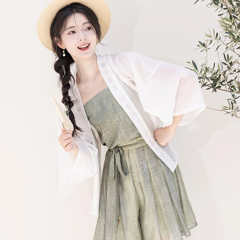 Song-Dynasty-Ladies-Hanfu-Fashion-Refreshing-Shorts-Pants-2 Song Dynasty Ladies Hanfu Fashion Refreshing Shorts Pants