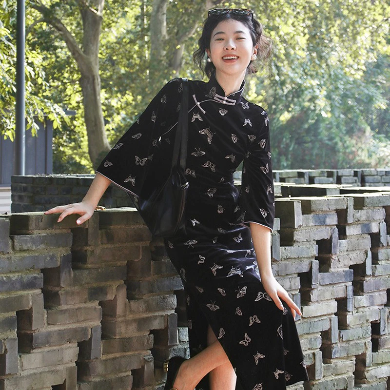 Black-Cheongsam-Autumn-Vintage-Dress-Velvet-Women-Daily-Wear-3 Black Cheongsam Autumn Vintage Dress Velvet Women Daily Wear