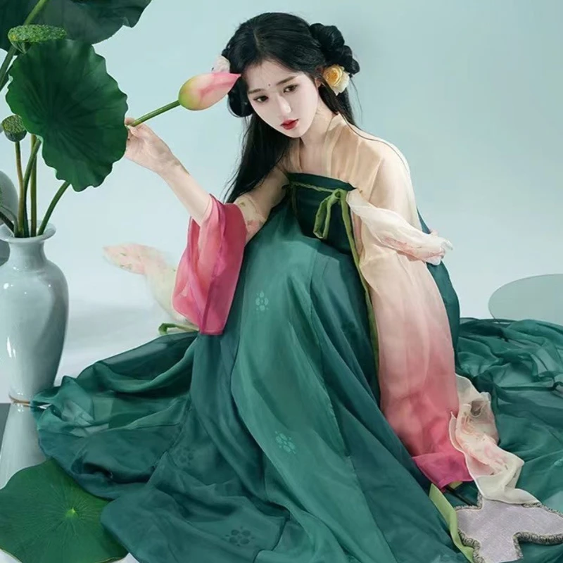 Tang-Dynasty-Hanfu-Qixiong-Shanqun-Summer-Lotus-Long-Skirt-3 Tang Dynasty Hanfu Qixiong Shanqun Summer Lotus Long Skirt
