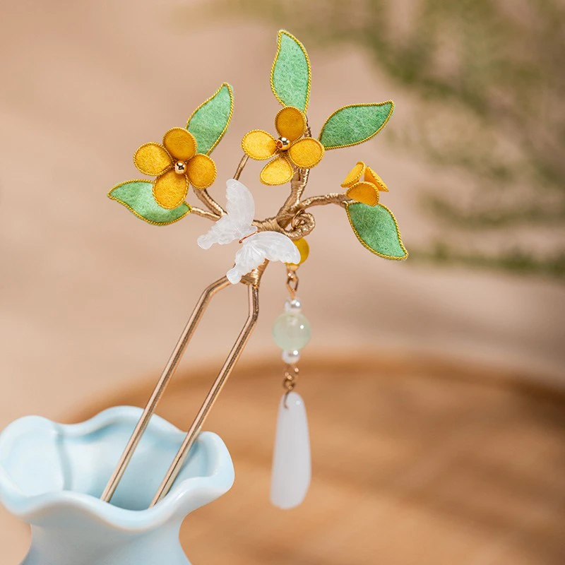 Ancient-Style-Cinnamon-Flower-Hairpin-Hanfu-Tassel-Step-Headdress-1 Ancient Style Cinnamon Flower Hairpin Hanfu Tassel Step Headdress