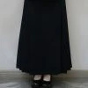 Ming-Dynasty-Women-Winter-Hanfu-Simple-Design-Ma-Mian-Skirt-4 Ming Dynasty Women Winter Hanfu Simple Design Ma Mian Skirt