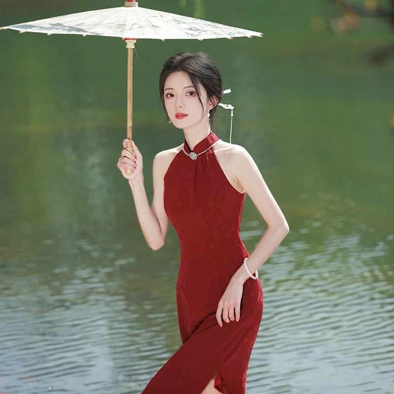 Red-Cheongsam-Improved-Style-Chinese-Wedding-Dresses-for-Summer-3 Red Cheongsam Improved Style Chinese Wedding Dresses for Summer