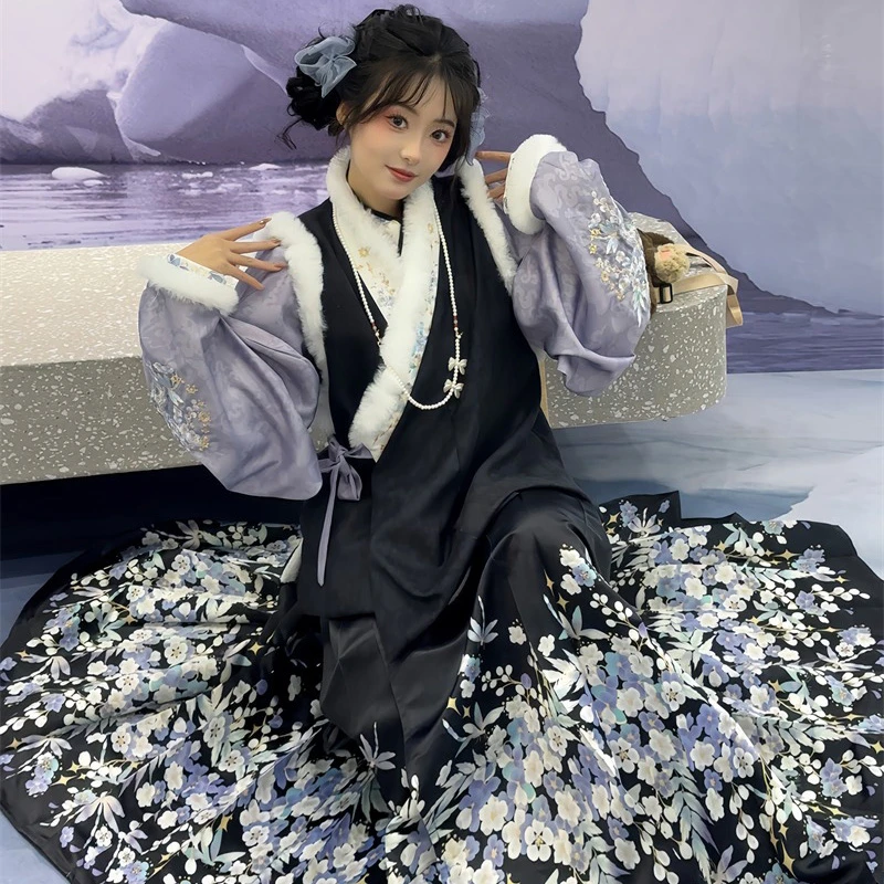 Winter-Purple-Hanfu-Aoqun-Modern-Ma-Mian-Skirt-1 Mystic Blossom