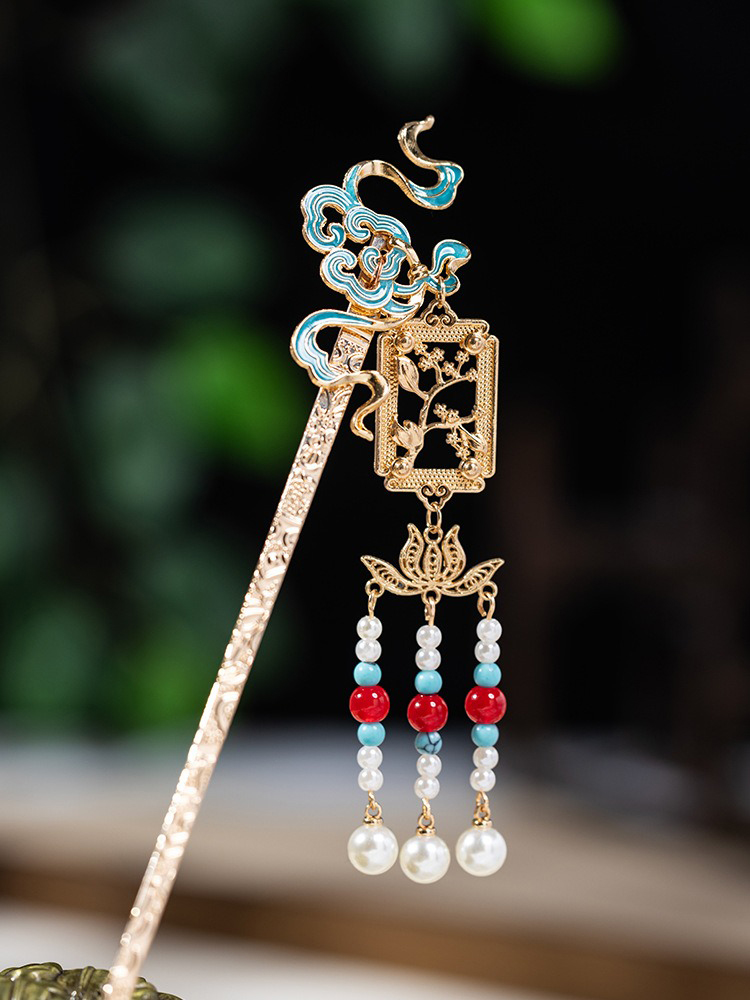 Vintage Hanfu Long Hairpin Xiang Yun Gold Buyao