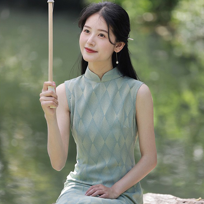 Summer-Green-Ladies-Cheongsam-Sleeveless-Elegant-Vintage-Dresses-4 Summer Green Ladies Cheongsam Sleeveless Elegant Vintage Dresses