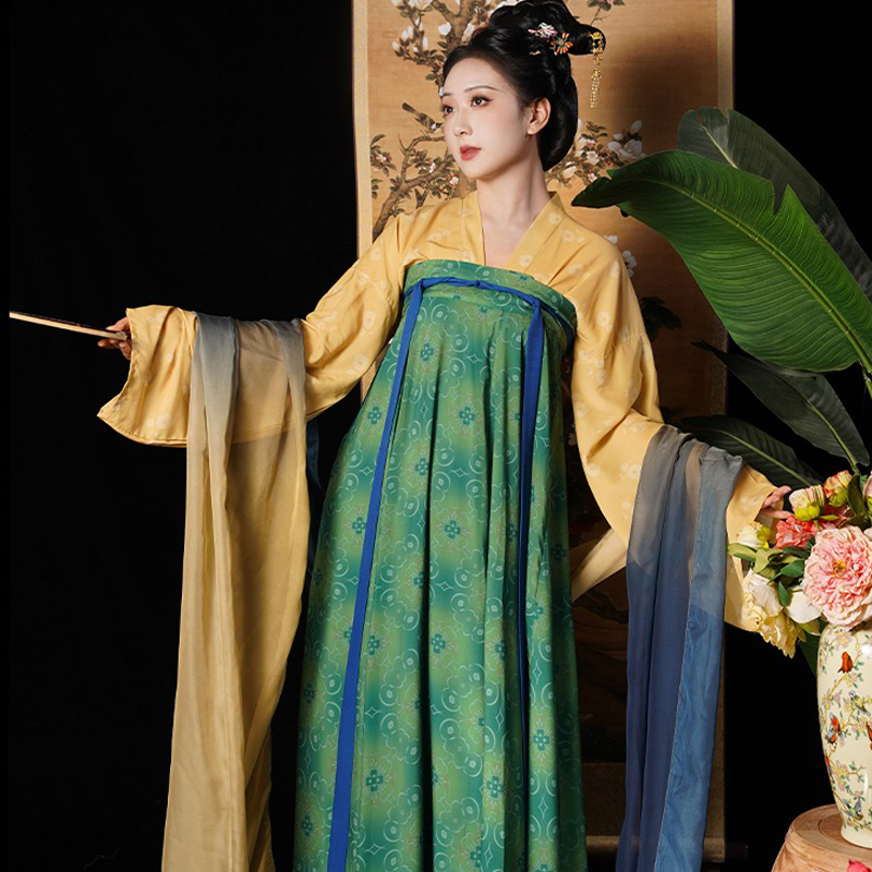Tang-Dynasty-Traditional-Hanfu-Ladies-Qixiong-Shanqun-Colorful-Spring-Dresses-3 Tang Dynasty Traditional Hanfu Ladies Qixiong Shanqun Colorful Spring Dresses