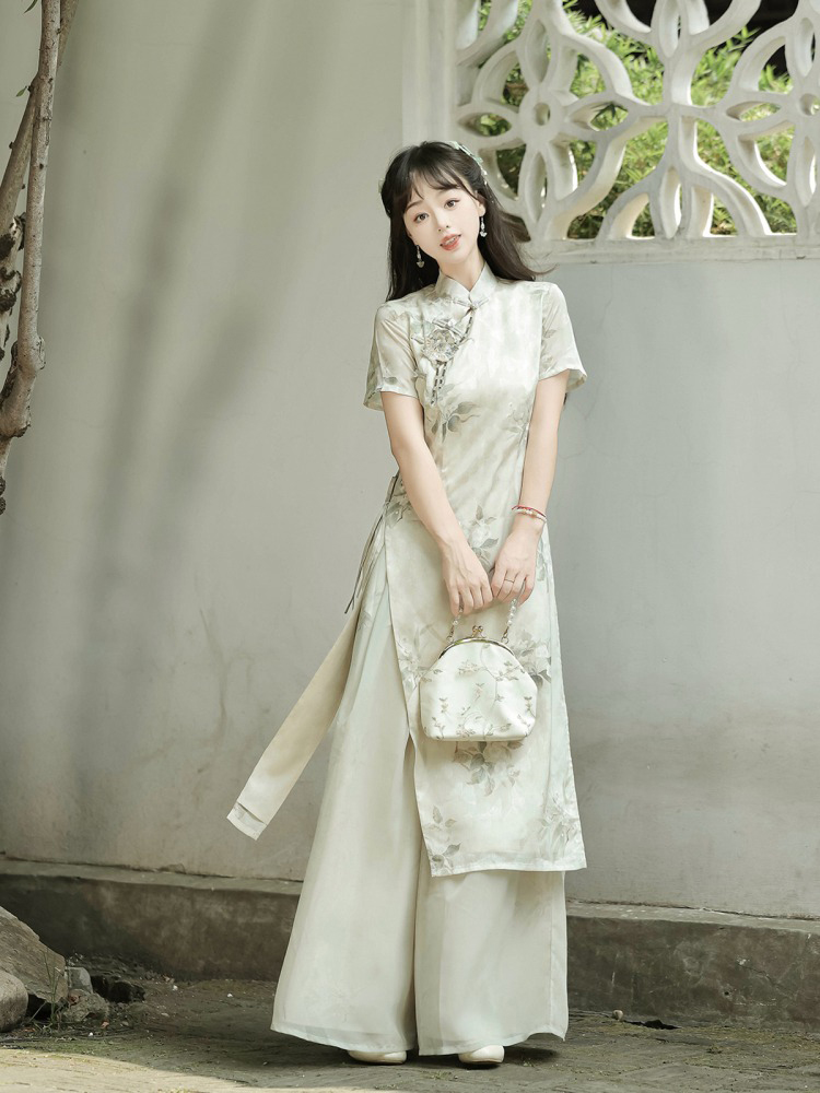 Camellia Grace