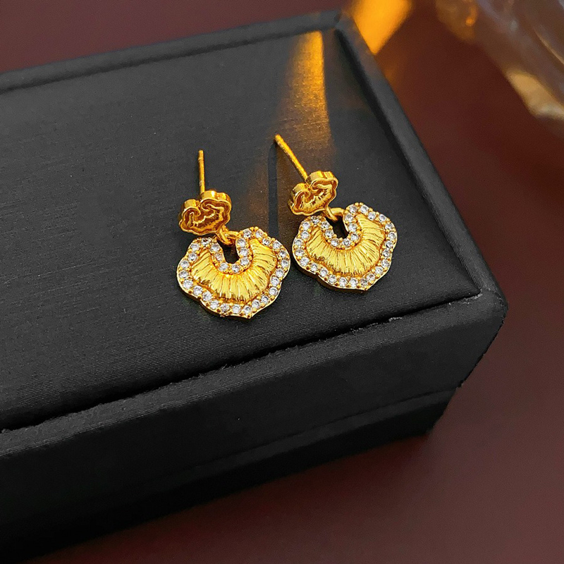 Auspicious-Clouds-Good-Fortune-Lock-Ear-Studs-Women-Niche-Cheongsam-Earrings-4 Auspicious Clouds Good Fortune Lock Ear Studs Women Niche Cheongsam Earrings