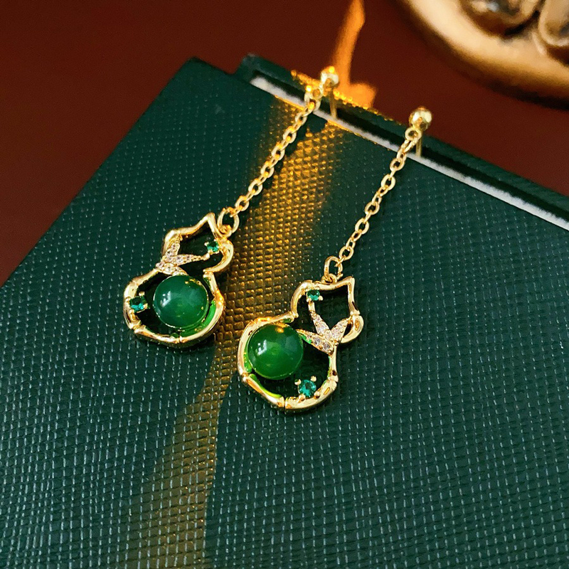 Gourd-Tassel-Earrings-Vintage-Green-Cheongsam-Accessories-1 Gourd Tassel Earrings Vintage Green Cheongsam Accessories