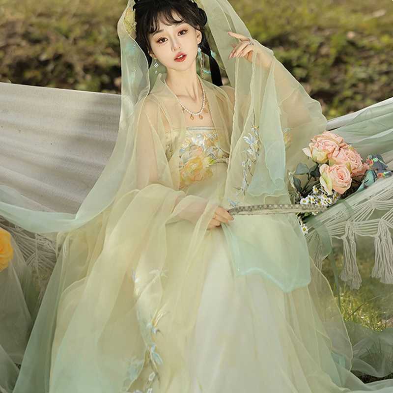 Tang-Dynasty-Hezi-Qun-Women-Wide-Sleeved-Elegant-Summer-Skirt-4 Tang Dynasty Hezi Qun Women Wide-Sleeved Elegant Summer Skirt