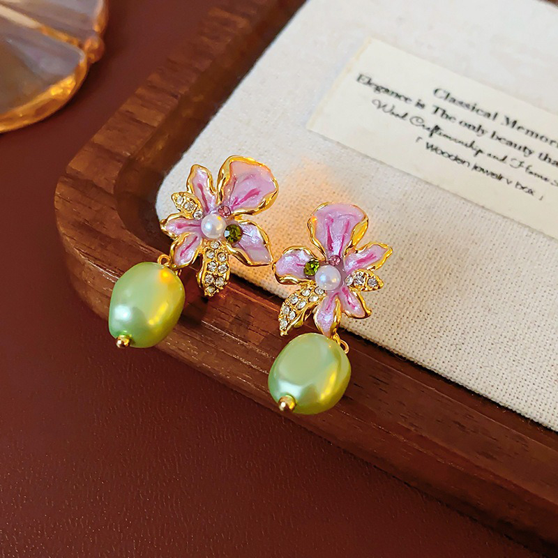 Women-Cheongsam-Earrings-Flower-Pearl-Niche-Accessories-1 Women Cheongsam Earrings Flower Pearl Niche Accessories