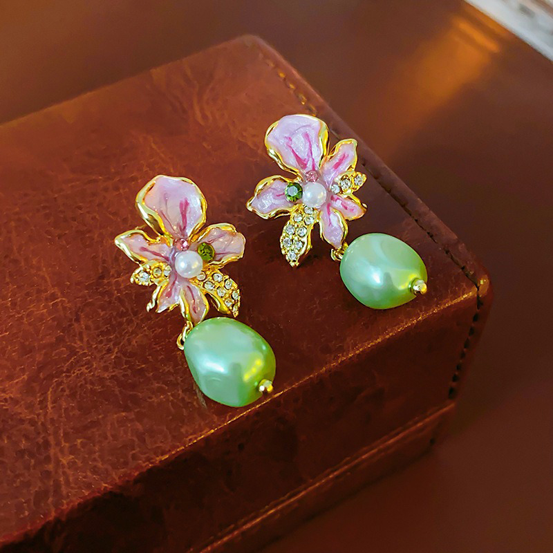 Women-Cheongsam-Earrings-Flower-Pearl-Niche-Accessories-2 Women Cheongsam Earrings Flower Pearl Niche Accessories