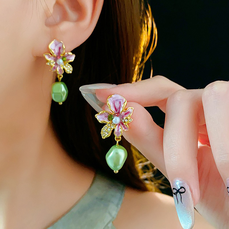 Women-Cheongsam-Earrings-Flower-Pearl-Niche-Accessories-3 Women Cheongsam Earrings Flower Pearl Niche Accessories