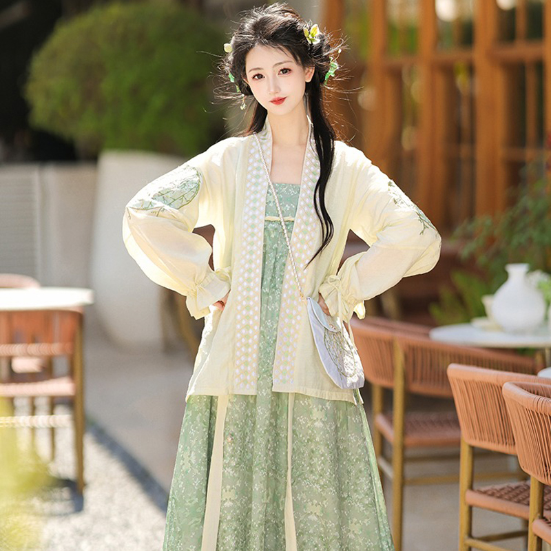 Fashion-Ladies-Hanfu-Summer-Green-Dress-with-Bubble-Sleeve-3 Fashion Ladies Hanfu Summer Green Dress with Bubble Sleeve