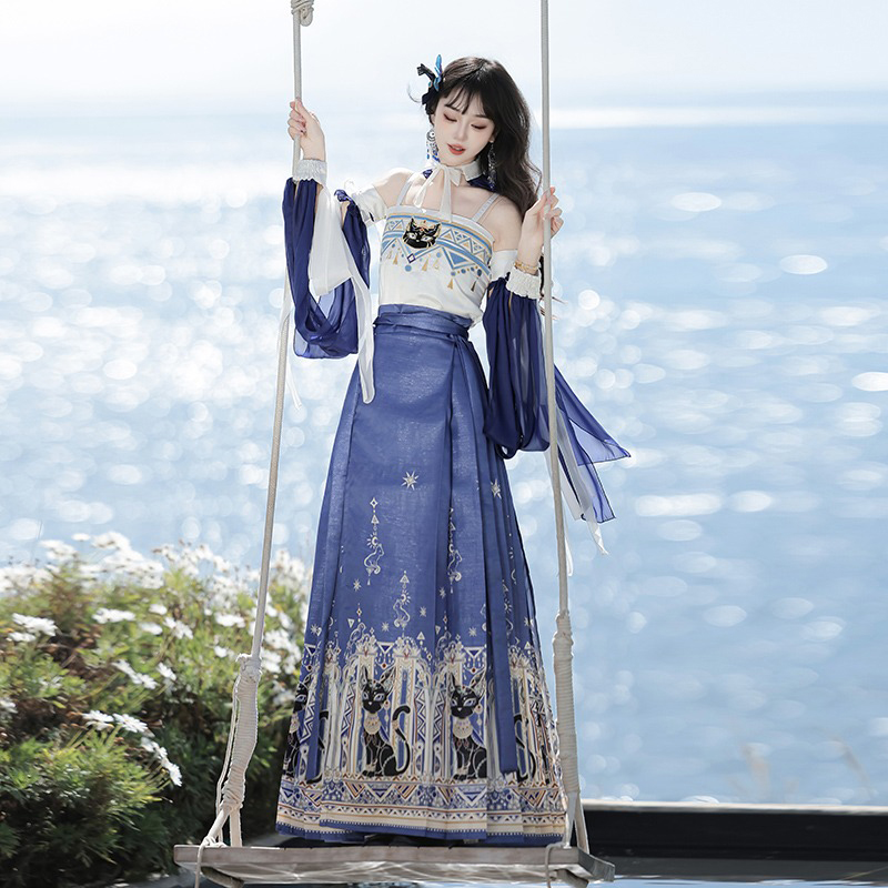 Fashionable-Hanfu-Ming-Dynasty-Mamian-Skirt-Unique-Niche-Clothing-for-Summer-1 Fashionable Hanfu Ming Dynasty Mamian Skirt Unique Niche Clothing for Summer