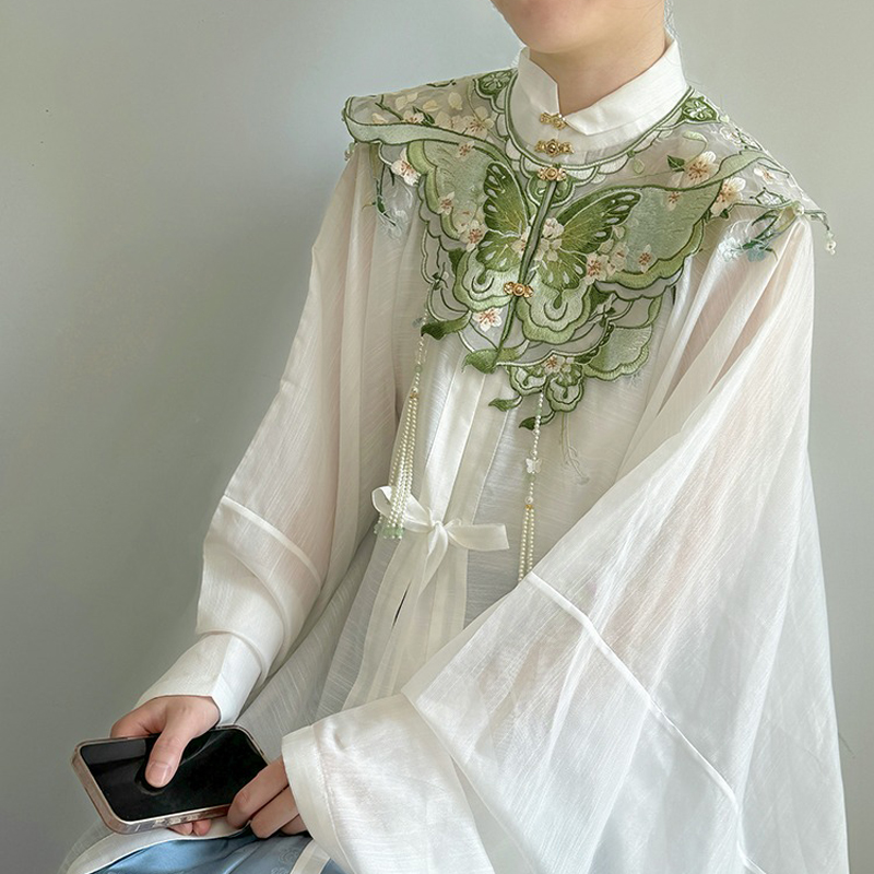 Hanfu-Accessories-Cloud-Shoulder-Green-Butterfly-Tassel-For-Ming-Dynasty-Hanfu-2 Hanfu Accessories Cloud Shoulder Green Butterfly Tassel For Ming Dynasty Hanfu