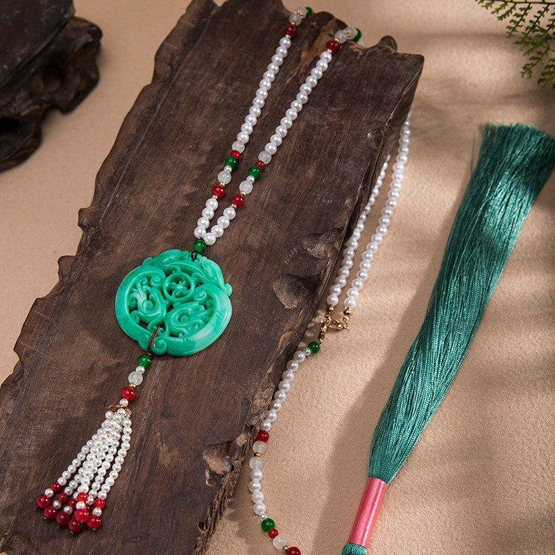 Ming-Dynasty-Hanfu-Accessories-Long-Tassel-Yingluo-Jade-Pendant-4 Ming Dynasty Hanfu Accessories Long Tassel Yingluo Jade Pendant