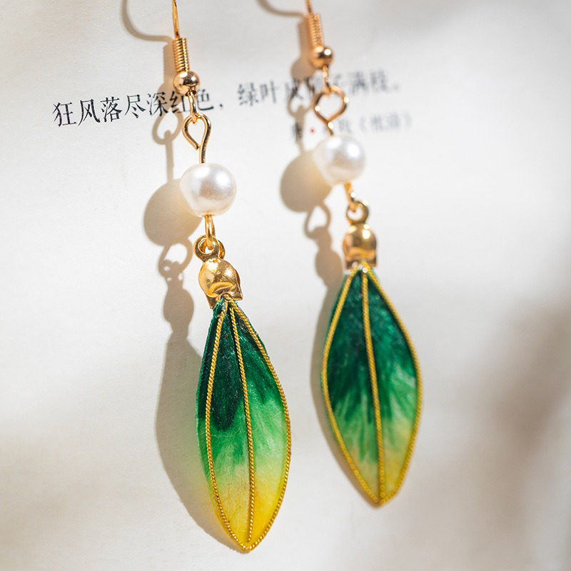 Silk-Chinese-style-Girl-Green-Earrings-Retro-Minimalist-Ear-Jewelry-2 Silk Chinese-style Girl Green Earrings Retro Minimalist Ear Jewelry