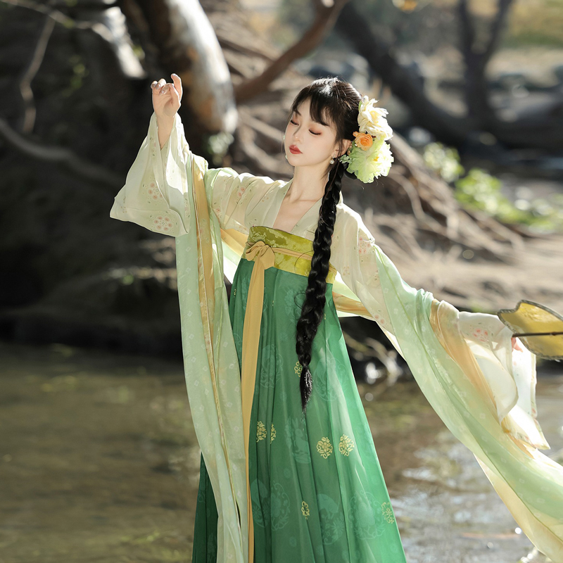 Women-Tang-Dynasty-Hanfu-Set-Qixiong-Shanqun-New-Summer-Green-Style-4 Women Tang Dynasty Hanfu Set Qixiong Shanqun New Summer Green Style