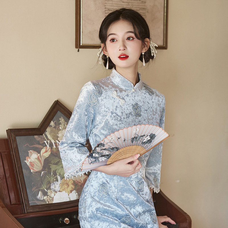 Autumn-Models-Classical-Cheongsam-Velvet-Medium-Sleeve-Blue-Slim-Qipao-Dresses-2 Autumn Models Classical Cheongsam Velvet Medium Sleeve Blue Slim Qipao Dresses