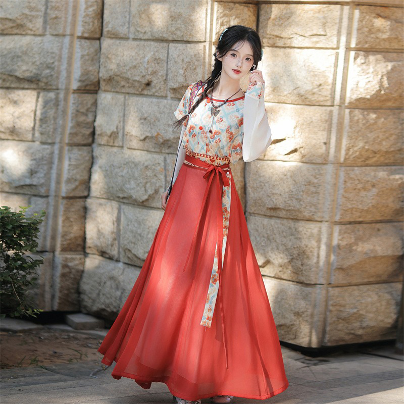 Tang-Dynasty-Casual-hanfu-Women-Red-Long-Skirt-for-Everyday-Wear-2 Tang Dynasty Casual hanfu Women Red Long Skirt for Everyday Wear