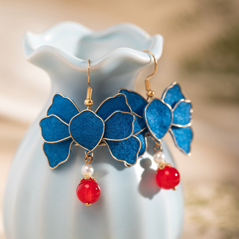 Blue-Velvet-Earrings-Retro-Floral-Women-Cheongsam-Ear-Accessories-1 Velvet Wings
