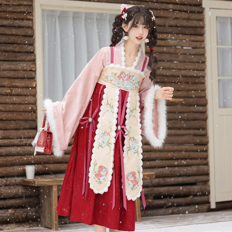 Chinese-New-Year-Women-Hanfu-Tang-Dynasty-Style-Winter-Waist-Length-Everyday-Wear-1 Chinese New Year Women Hanfu Tang Dynasty Style Winter Waist-Length Everyday Wear