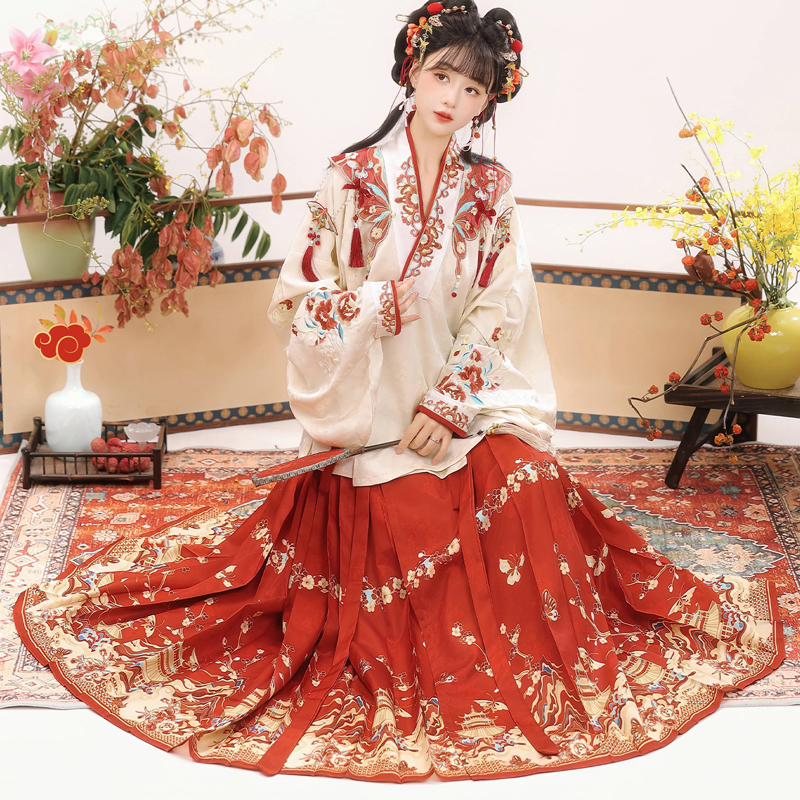Ming-Dynasty-Women-Hanfu-Winter-Aoqun-New-Style-Maian-Skirt-4 Ming Dynasty Women Hanfu Winter Aoqun New Style Maian Skirt