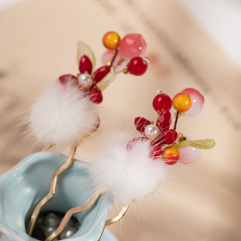 Children-Hanfu-Hair-Ornaments-Peach-Hairpins-in-Retro-Cute-Style-3 Children Hanfu Hair Ornaments Peach Hairpins in Retro Cute Style
