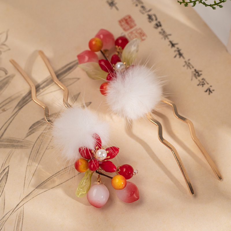 Children-Hanfu-Hair-Ornaments-Peach-Hairpins-in-Retro-Cute-Style-4 Children Hanfu Hair Ornaments Peach Hairpins in Retro Cute Style