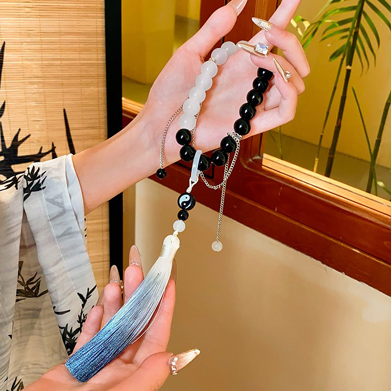 Traditional-Jewelry-Black-and-White-Tassel-Women's-Vintage-Bracelet-3 Traditional Jewelry Black-and-White Tassel Women's Vintage Bracelet