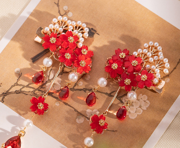New Handcrafted Intangible Cultural Heritage Silk Earrings Classic Cheongsam Red Tassel Earrings