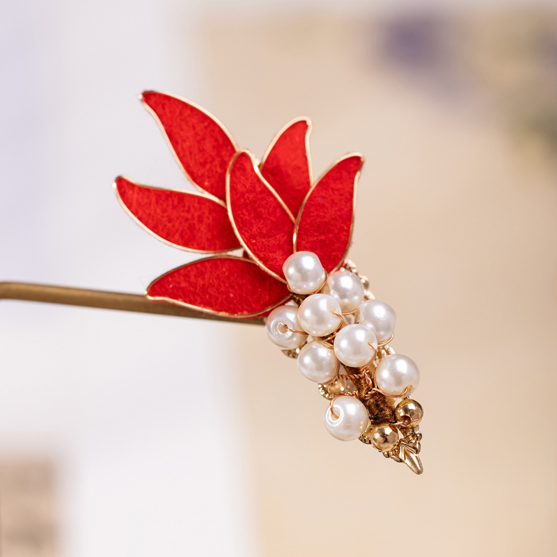 Red-Velvet-Hair-Clip-with-Lucky-Koi-Fish-Hair-Accessory-Retro-Vintage-Style-Hair-Ornament-1 Red Velvet Hair Clip with Lucky Koi Fish Hair Accessory Retro Vintage Style Hair Ornament