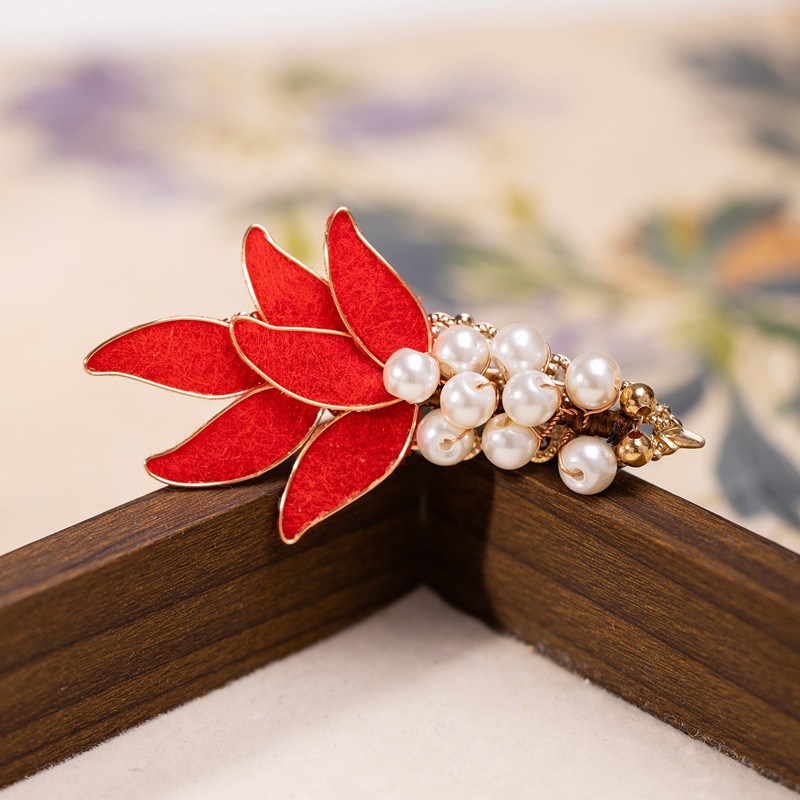 Red-Velvet-Hair-Clip-with-Lucky-Koi-Fish-Hair-Accessory-Retro-Vintage-Style-Hair-Ornament-2 Red Velvet Hair Clip with Lucky Koi Fish Hair Accessory Retro Vintage Style Hair Ornament