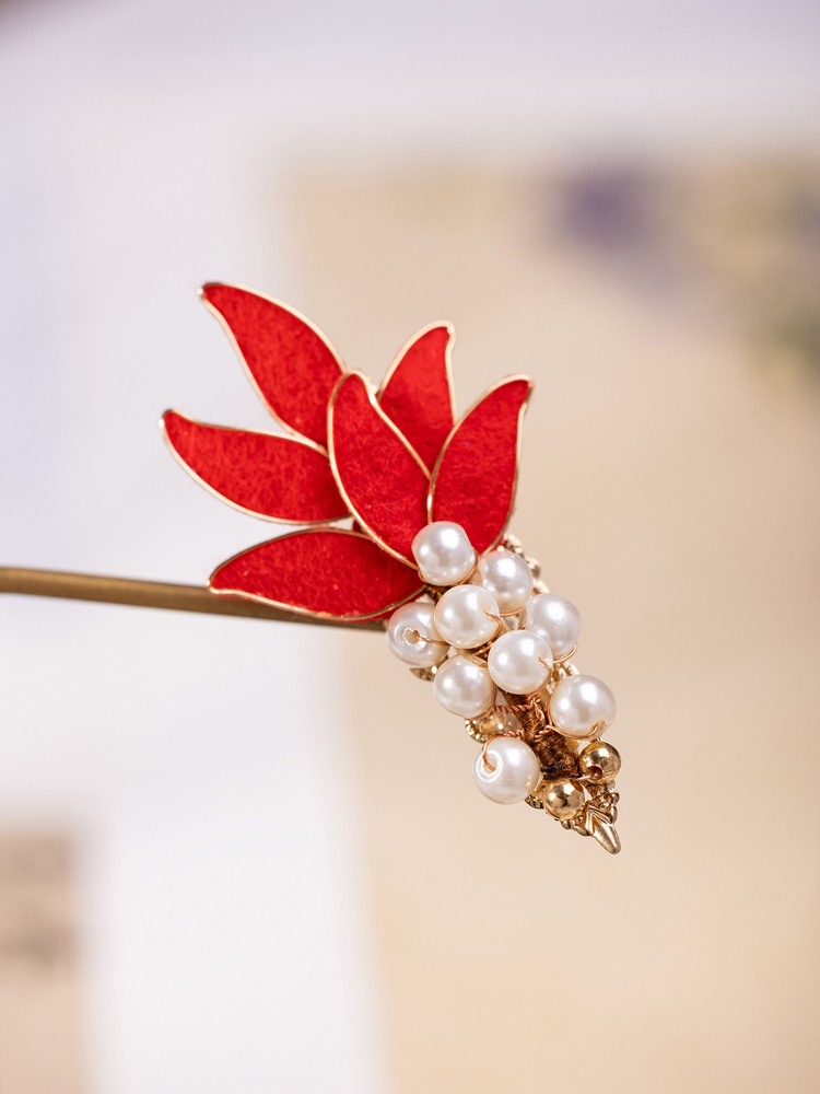 Red Velvet Hair Clip with Lucky Koi Fish Hair Accessory Retro Vintage Style Hair Ornament 